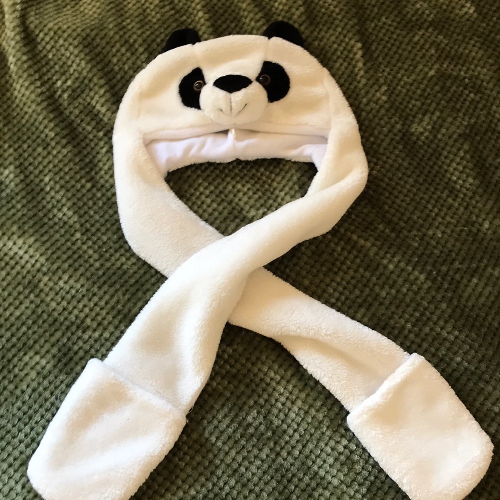 Kid’s panda hood w/ mittens scarf paws